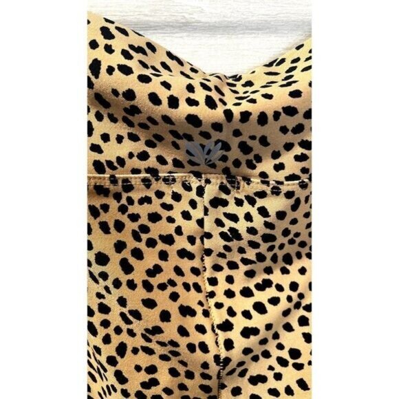 FOREVER 21 Women's High Waisted Yoga Leggings‎ Active Cheetah Print - Picture 10 of 10